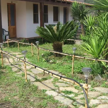 Nocleg ze śniadaniem Centro Di Turismo Equestre Shangrila' 3*