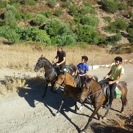 Centro Di Turismo Equestre Shangrila' Fluminimaggiore